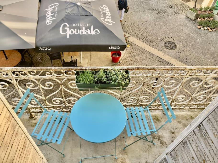 Coeur Du Centre Ville Avec Balcon LʼIsle-sur-la-Sorgue Extérieur photo